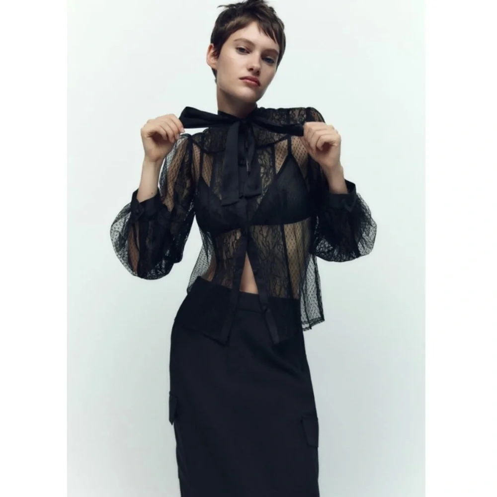 Zara Lace Shirt - Picture 5 of 6